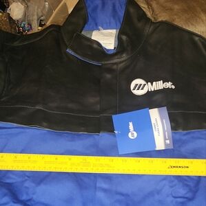 NWT millers welding jacket leather and indura with kevlar threading large work